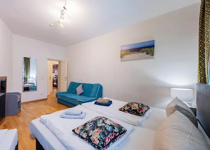 Grand Mitte Rosenthaler Platz Апартаменты *