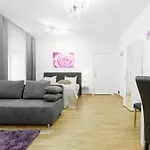 Grand Mitte Rosenthaler Platz