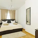 Grand Mitte Rosenthaler Platz Apartmán *