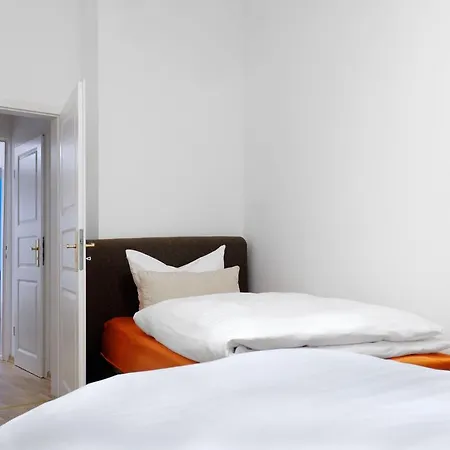 Grand Mitte Rosenthaler Platz Appartement *