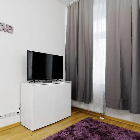 Grand Mitte Rosenthaler Platz Apartamento Berlín