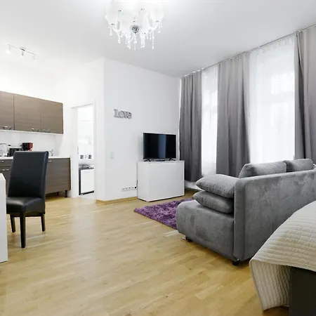 Grand Mitte Rosenthaler Platz