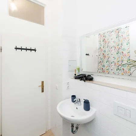 Grand Mitte Rosenthaler Platz Apartamento *