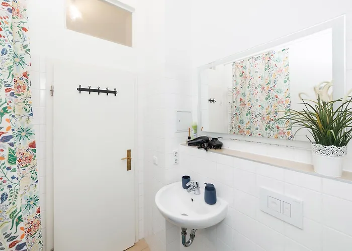 Grand Mitte Rosenthaler Platz Apartamento *