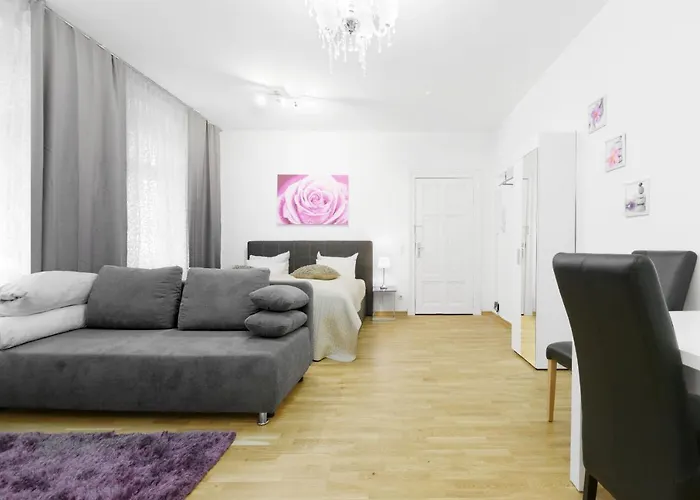 Grand Mitte Rosenthaler Platz